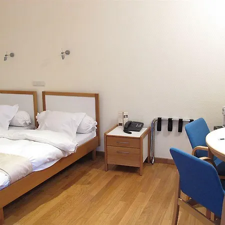 Chateau De Harze 4*