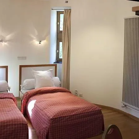 Chateau De Harze 4*